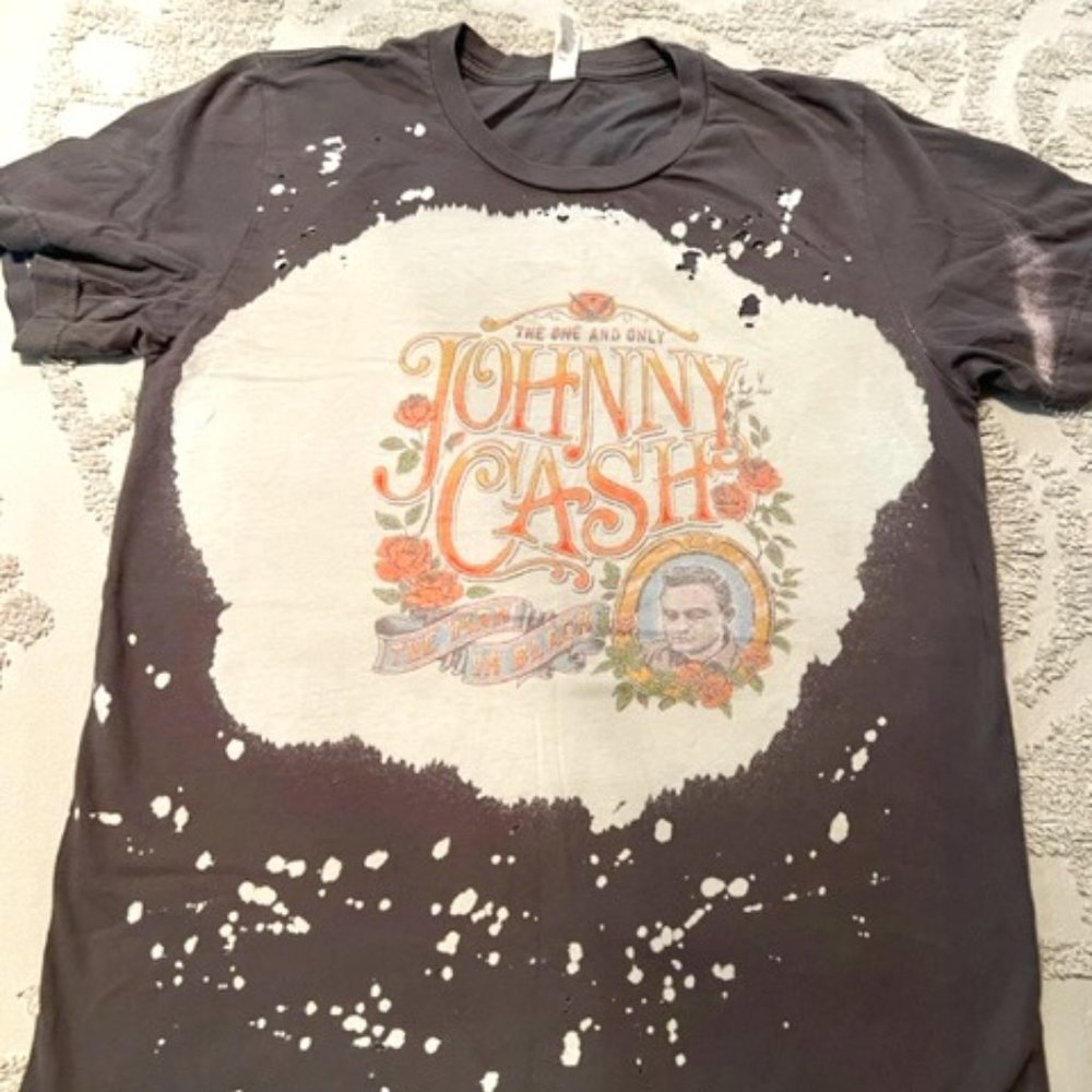 Distressed, bleached & super soft Johnny Cash tee, size medium